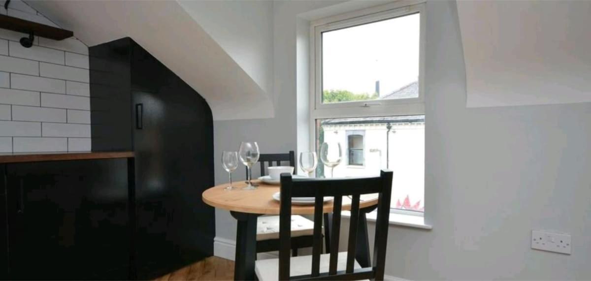 2 Bdr & 1 Bdr Apartments At Queens Uni By Belfast City Breaks 외부 사진